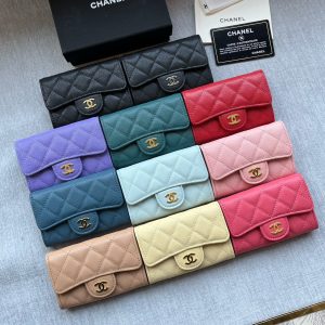 CHANEL Caviar Card Holder Wallet