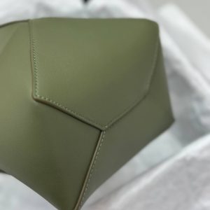 Loewe Puzzle Fold Bag Review: Style and Functionality Combined