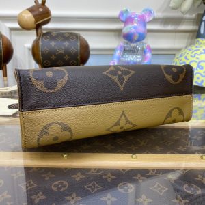 Fashion Inspiration: LV ONTHEGO East West Bag