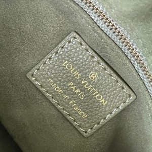 LV Onthego Small Tote Bag Styling Tips