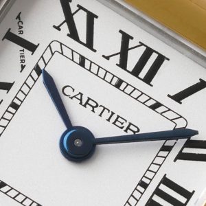 Cartier Panthere de Cartier Watch Features